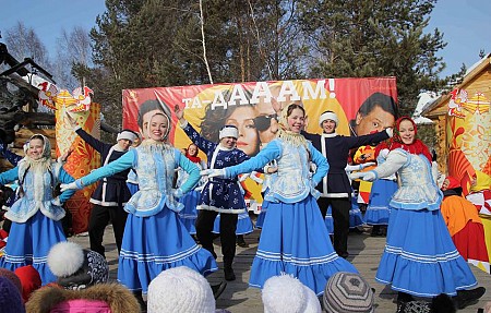 Lễ Hội Tiễn Mùa Đông Maslenitsa