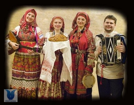 Trang phục truyền thống của Nga